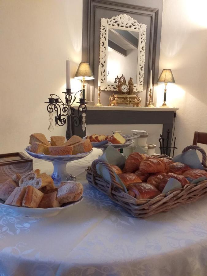 Montismaurelli Bed & Breakfast Montmoreau Dış mekan fotoğraf