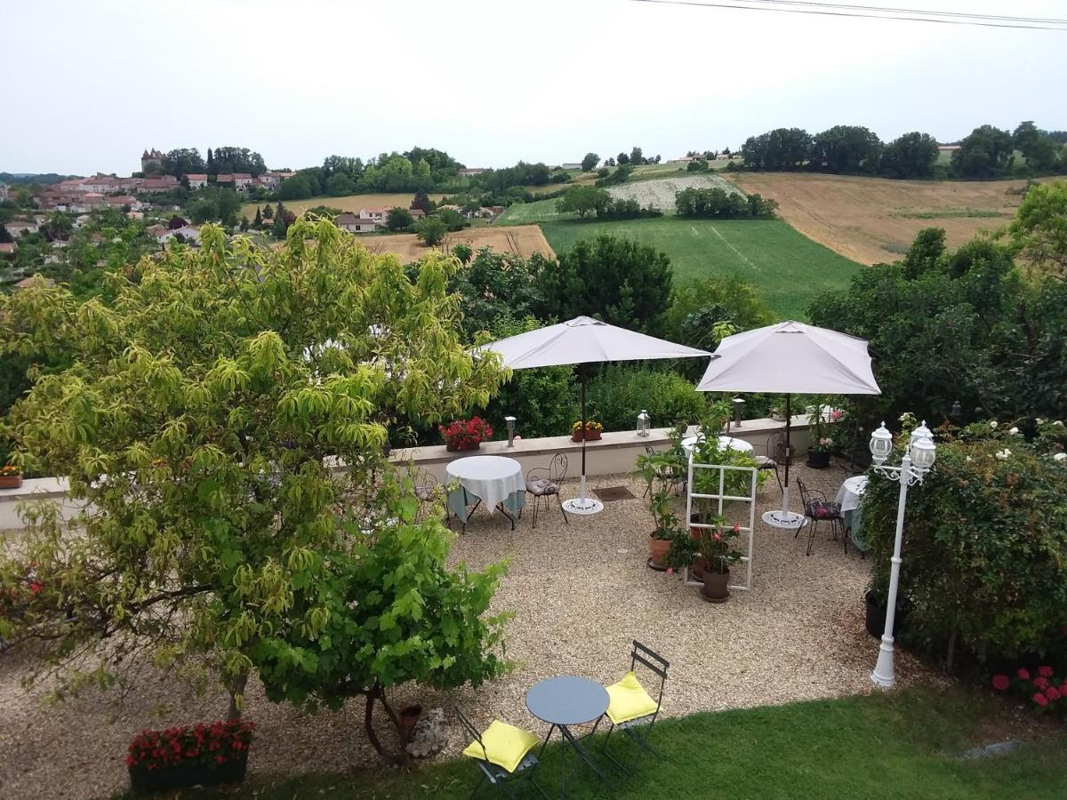 Montismaurelli Bed & Breakfast Montmoreau Dış mekan fotoğraf