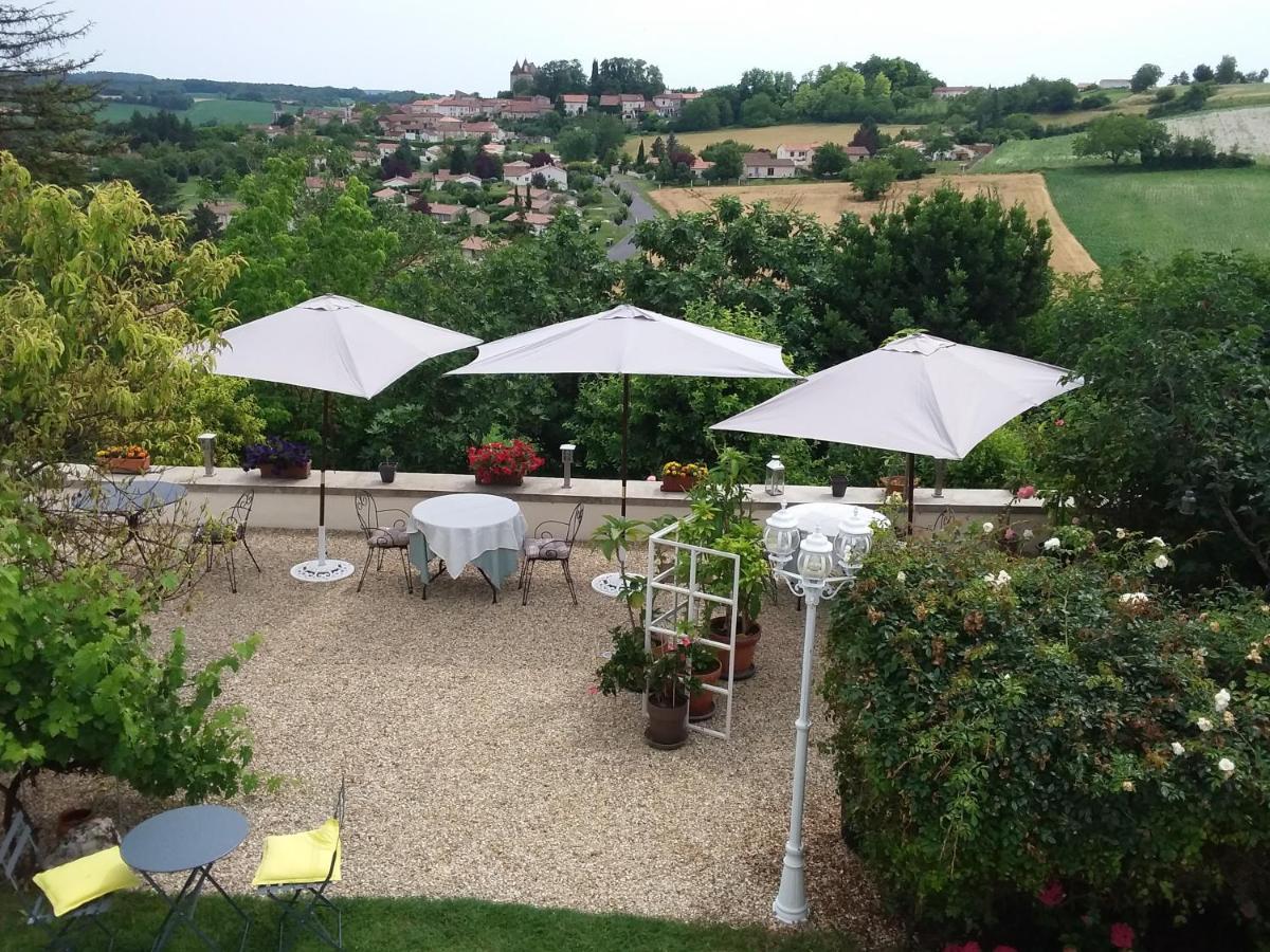 Montismaurelli Bed & Breakfast Montmoreau Dış mekan fotoğraf