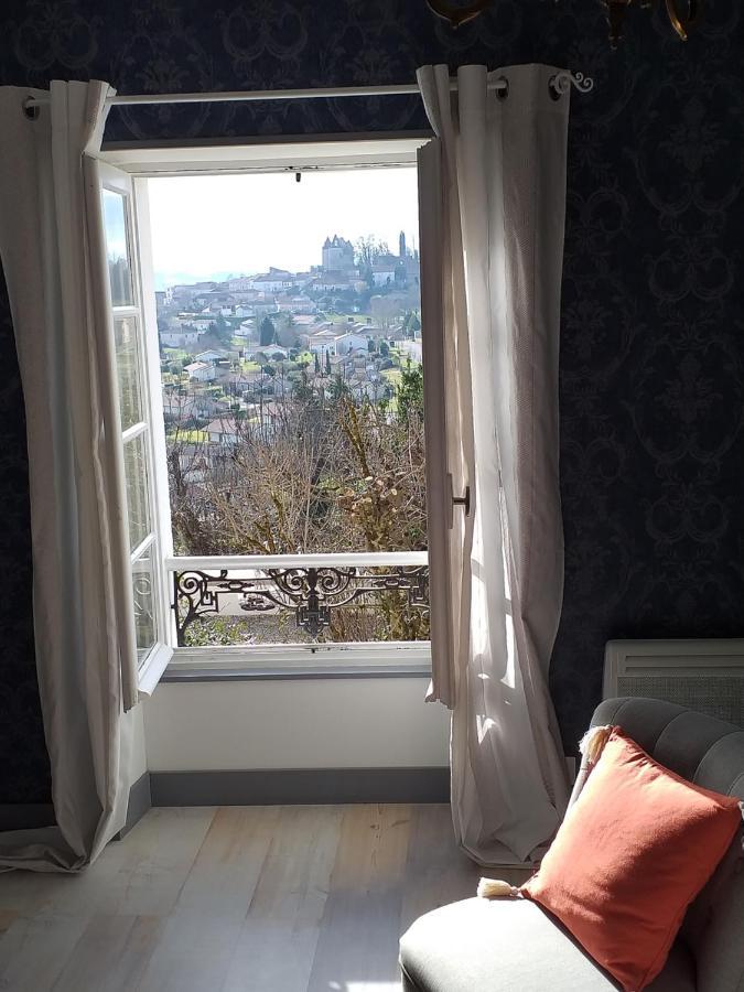 Montismaurelli Bed & Breakfast Montmoreau Dış mekan fotoğraf
